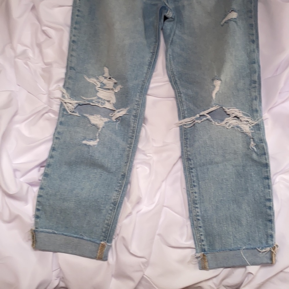 Old Navy Boyfriend Jeans - Picture 2 of 6